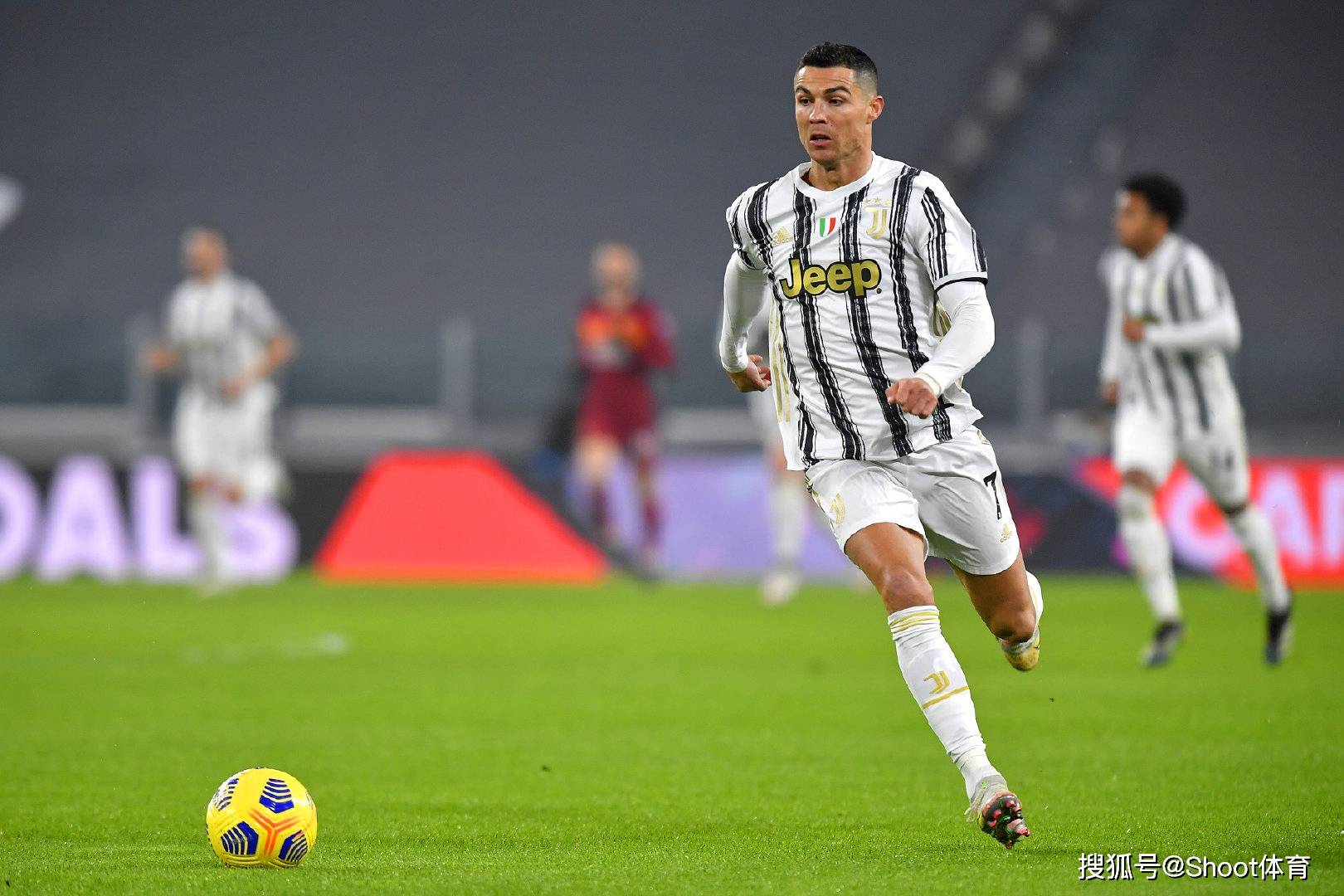 开云体育APP-成都蓉城迎意大利杯关键赛，清晨造点机会，更衣室稳定，资深球员宣示担当(成都蓉城直播在线观看)